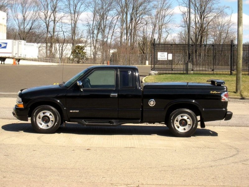 2002 Chevrolet S-10 - Image 9 of 12