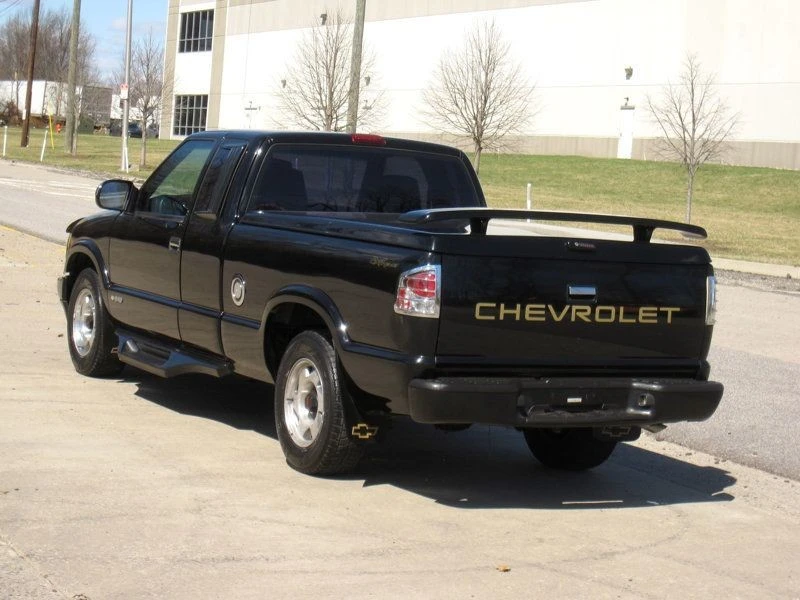 2002 Chevrolet S-10 - Image 12 of 12