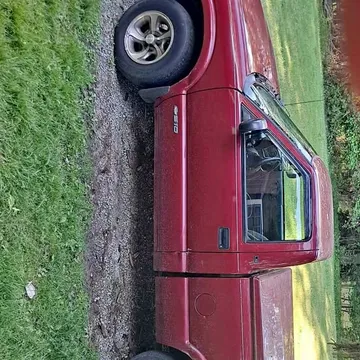 2002 Chevrolet S-10 LS Pickup 2D 6 ft