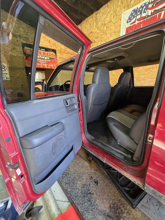 2002 Chevrolet S-10 Blazer 2nd Gen - Image 12 of 21