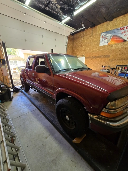2002 Chevrolet S-10 Blazer 2nd Gen - Image 5 of 21