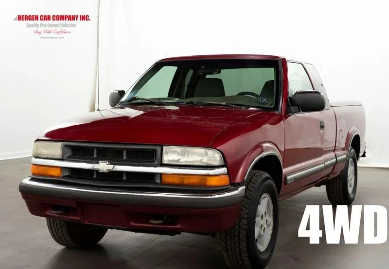 2002 Chevrolet S-10 - Image 4 of 12