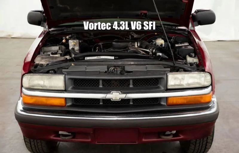 2002 Chevrolet S-10 - Image 3 of 12