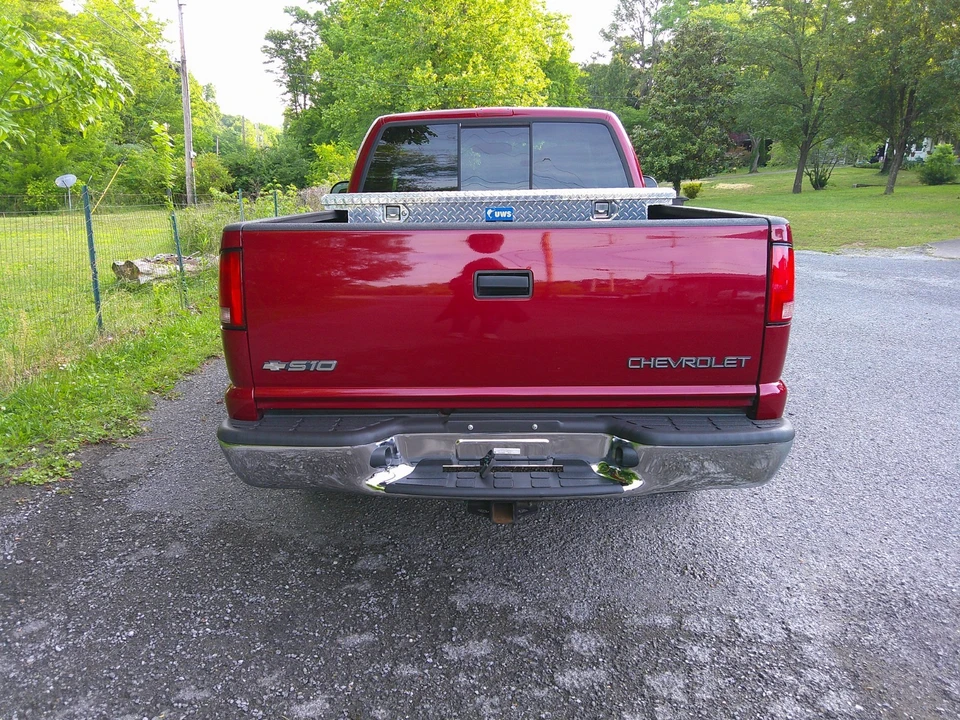 2002 Chevrolet S-10 - Image 6 of 23