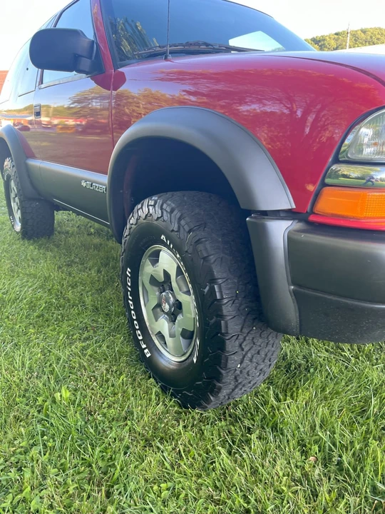 2002 Chevrolet S-10 Blazer 2nd Gen - Image 11 of 30