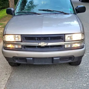 2002 Chevrolet S10 Extended Cab Pickup