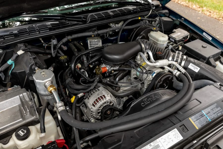 2002 Chevrolet S-10 - Image 25 of 31