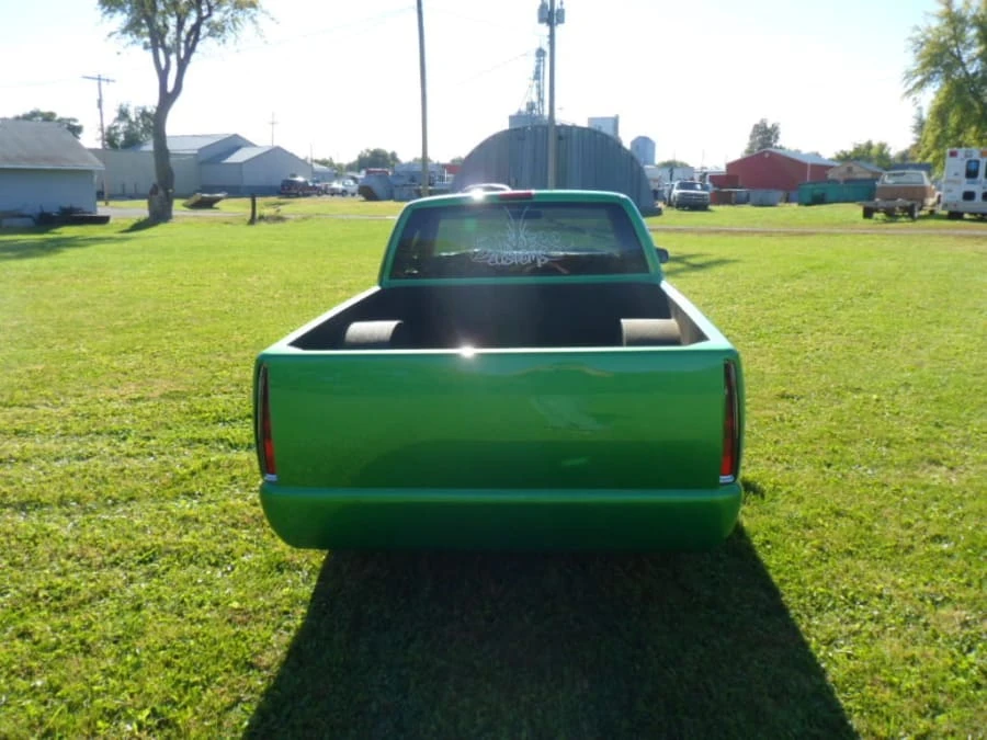 2002 Chevrolet S-10 - Image 3 of 8