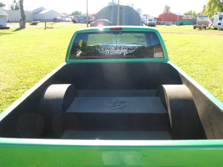 2002 Chevrolet S-10 - Image 7 of 8