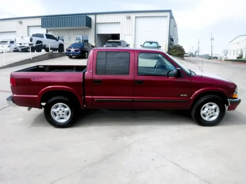 2002 Chevrolet S-10 - Image 4 of 31