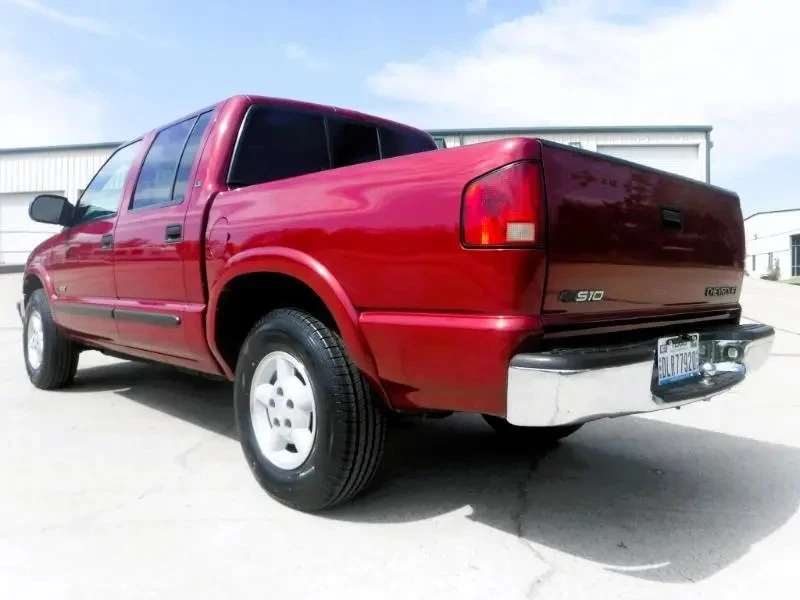2002 Chevrolet S-10 - Image 10 of 31