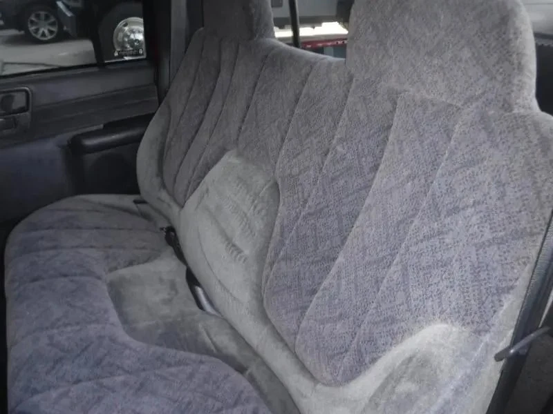 2002 Chevrolet S-10 - Image 25 of 31