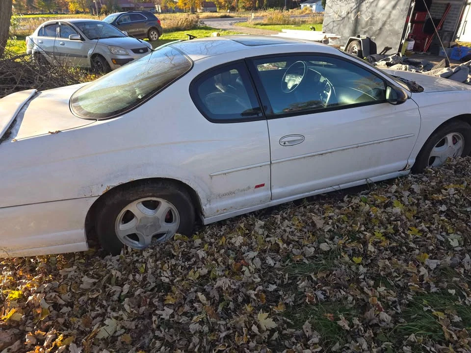 2002 Chevrolet SS - Image 2 of 6