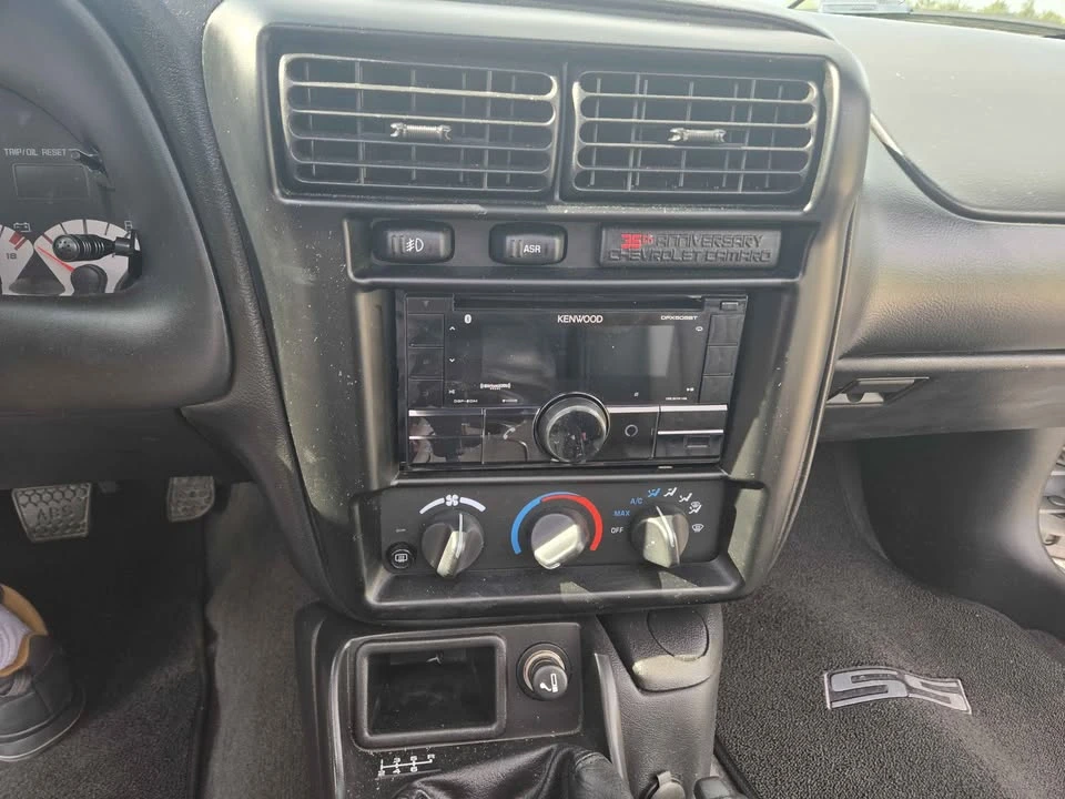 2002 Chevrolet SS - Image 17 of 20