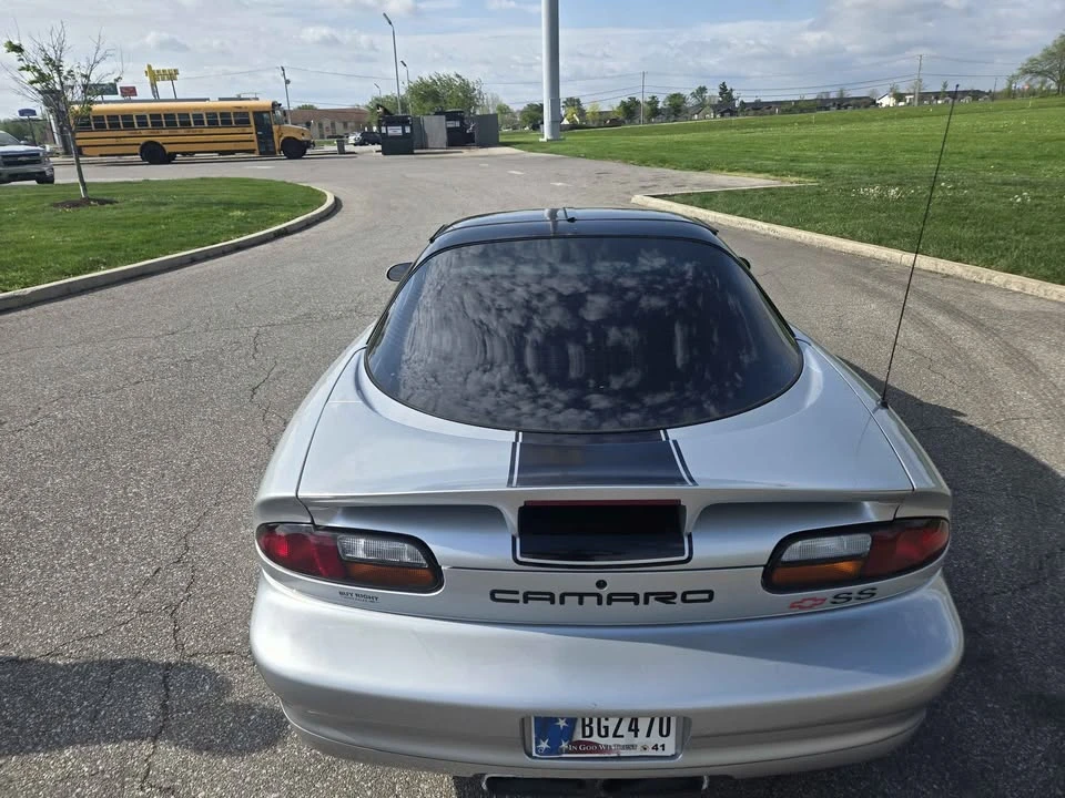 2002 Chevrolet SS - Image 2 of 20