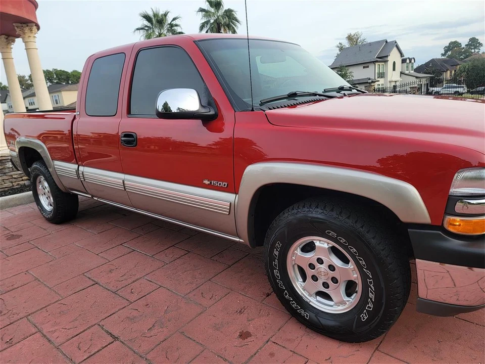 2002 Chevrolet Silverado 1st Gen - Image 6 of 31