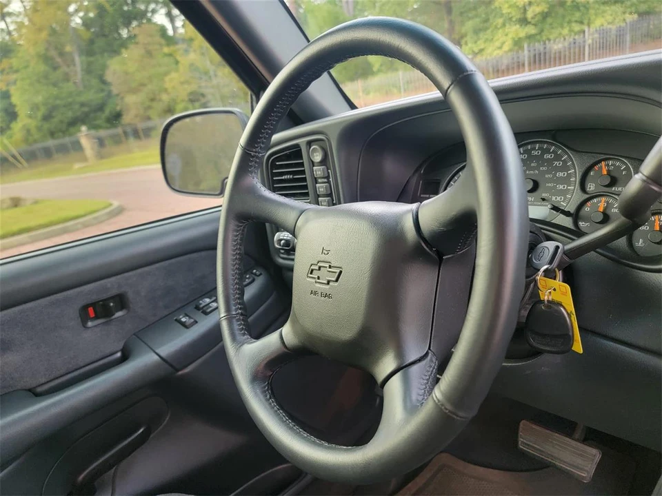 2002 Chevrolet Silverado 1st Gen - Image 25 of 31