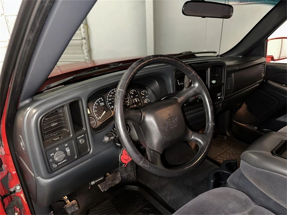 2002 Chevrolet Silverado 1st Gen - Image 28 of 31