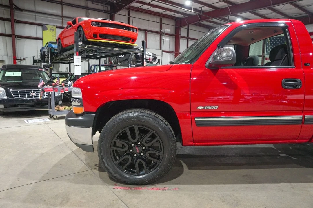 2002 Chevrolet Silverado 1st Gen - Image 3 of 21