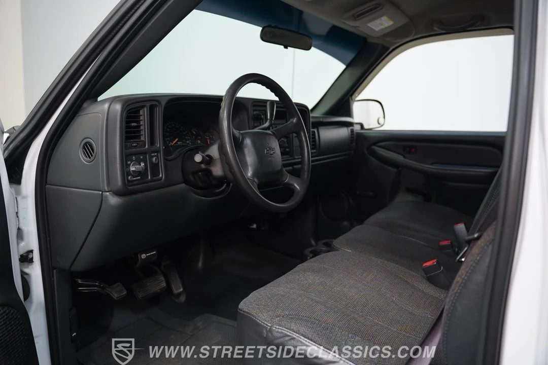2002 Chevrolet Silverado 1st Gen - Image 4 of 12