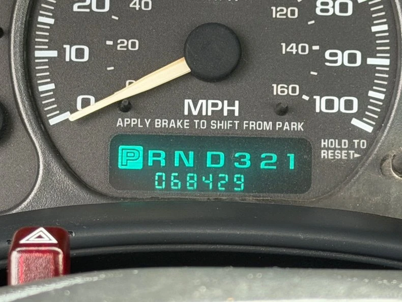 2002 Chevrolet Silverado 1st Gen - Image 26 of 31