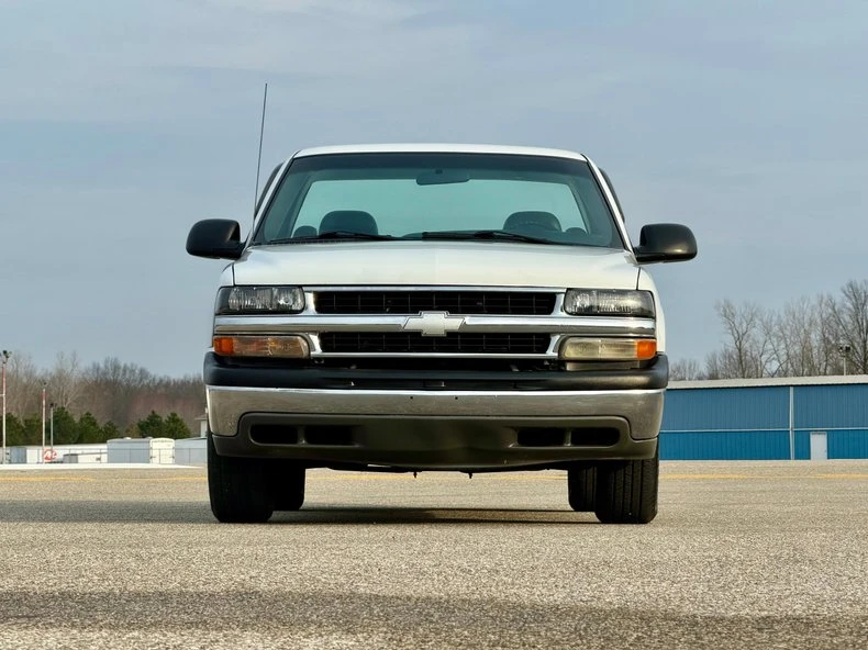 2002 Chevrolet Silverado 1st Gen - Image 8 of 31