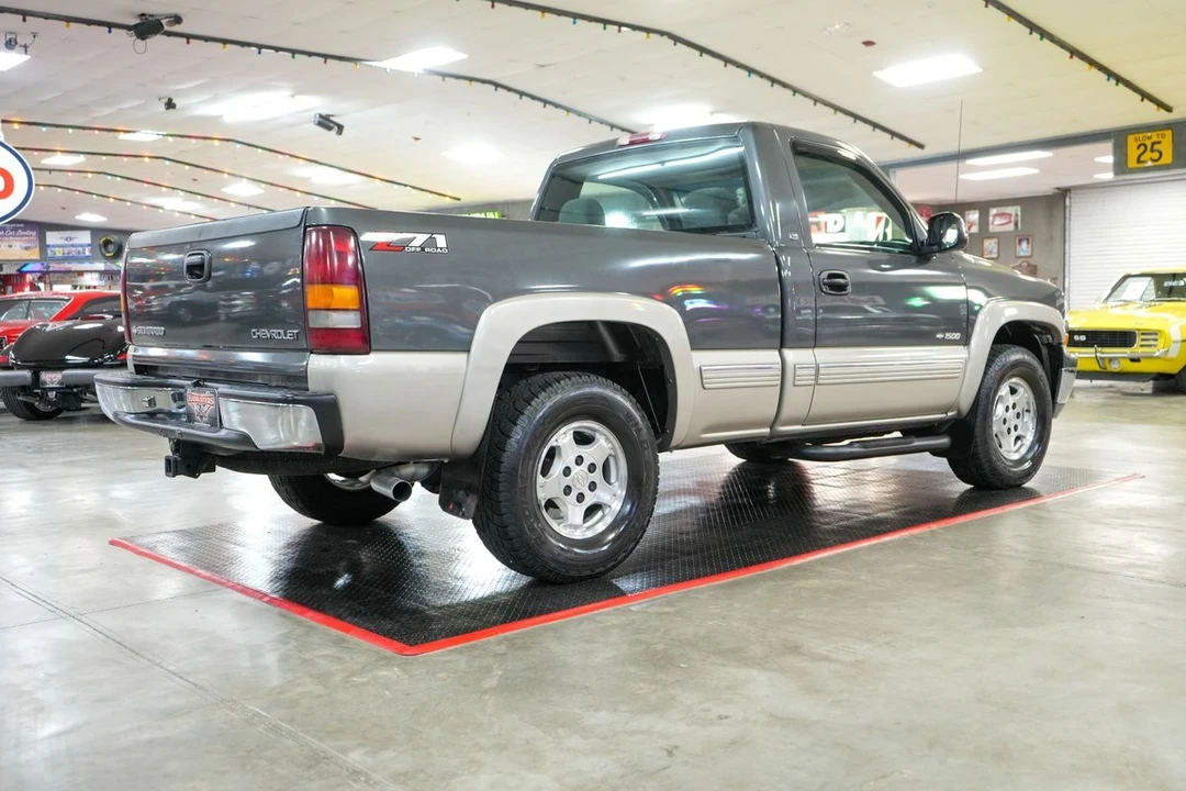 2002 Chevrolet Silverado 1st Gen - Image 23 of 31