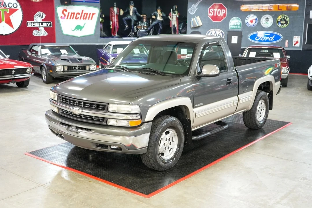 2002 Chevrolet Silverado 1st Gen - Image 10 of 21