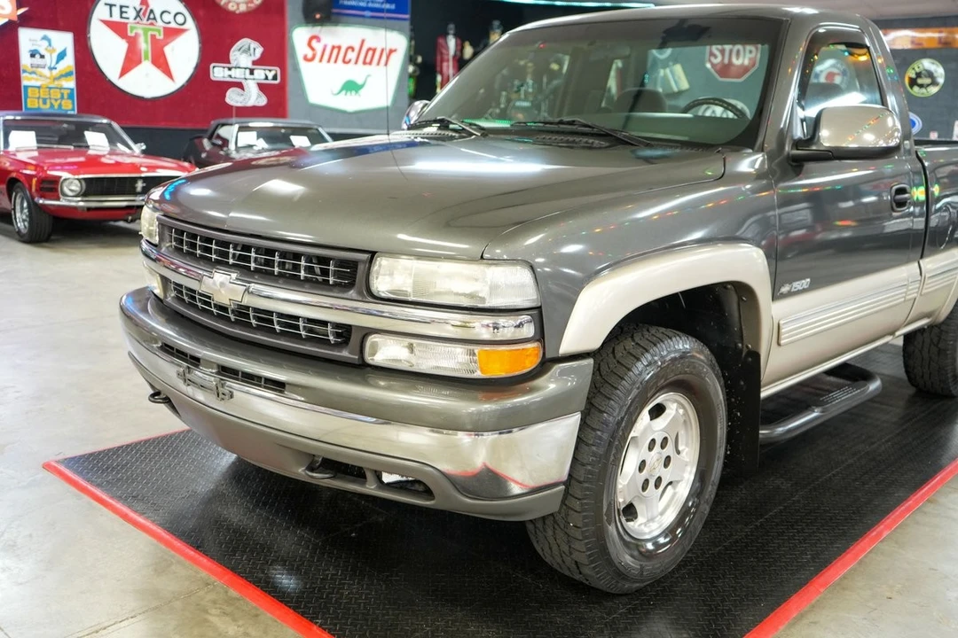 2002 Chevrolet Silverado 1st Gen - Image 27 of 31