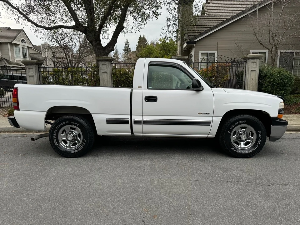 2002 Chevrolet Silverado 2nd Gen - Image 5 of 8