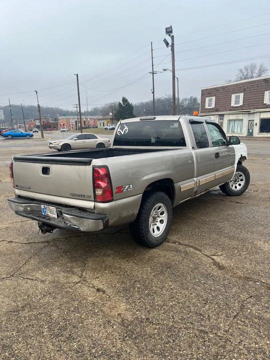2002 Chevrolet Silverado 1st Gen - Image 3 of 15