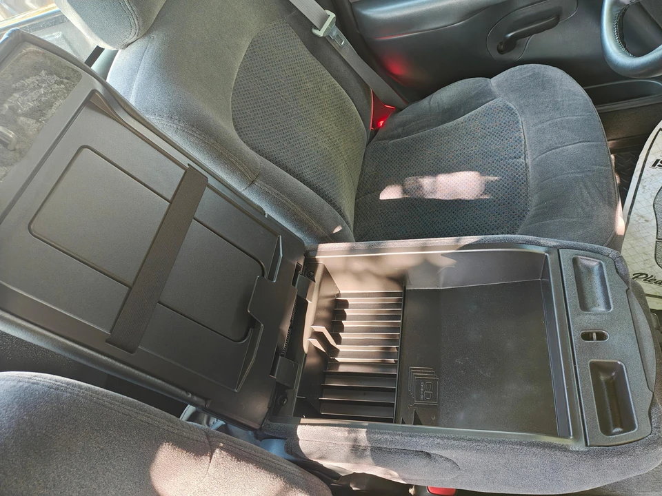 2002 Chevrolet Silverado 1st Gen - Image 30 of 31