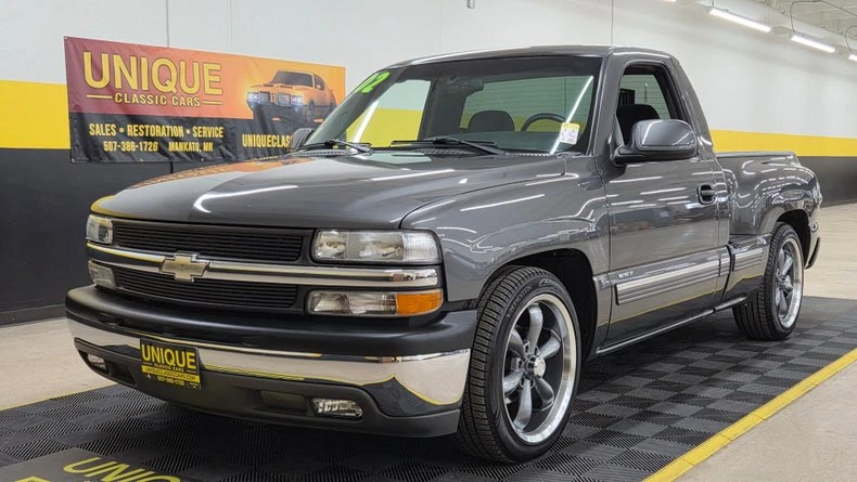 2002 Chevrolet Silverado 1st Gen - Image 3 of 31