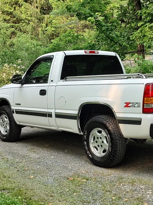 2002 Chevrolet Silverado 1st Gen - Image 2 of 21