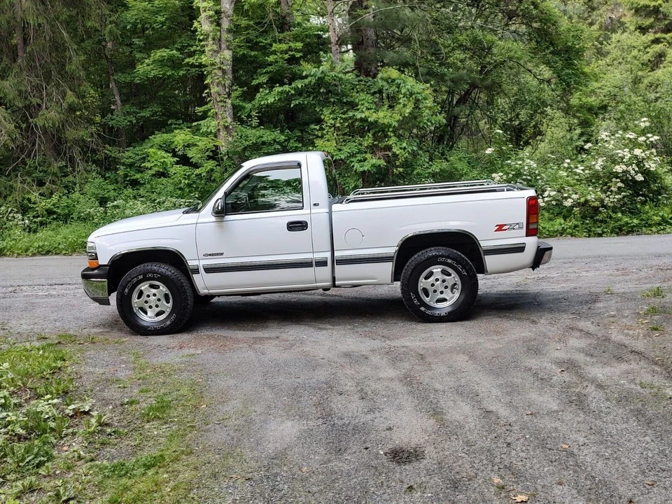 2002 Chevrolet Silverado 1st Gen - Image 4 of 21
