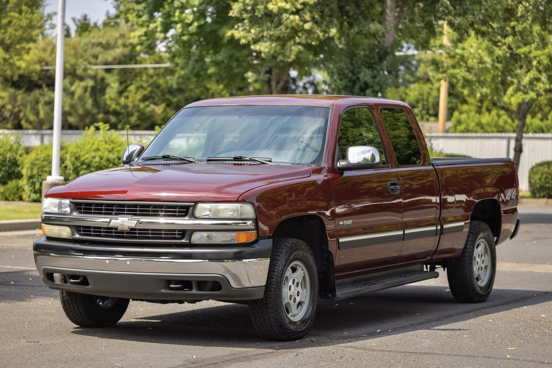 2002 Chevrolet Silverado 1st Gen - Image 3 of 31