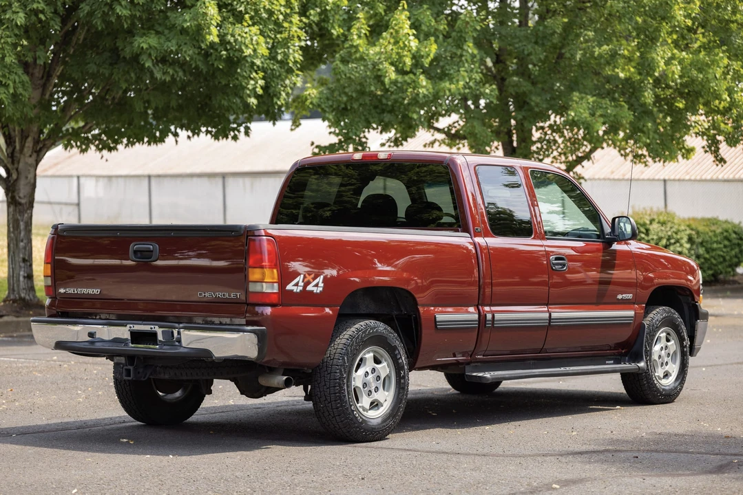 2002 Chevrolet Silverado 1st Gen - Image 12 of 31