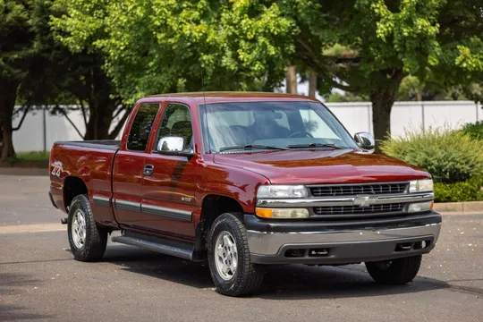 2002 Chevrolet Silverado 1500 LS 4×4