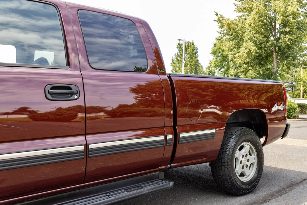 2002 Chevrolet Silverado 1st Gen - Image 28 of 31