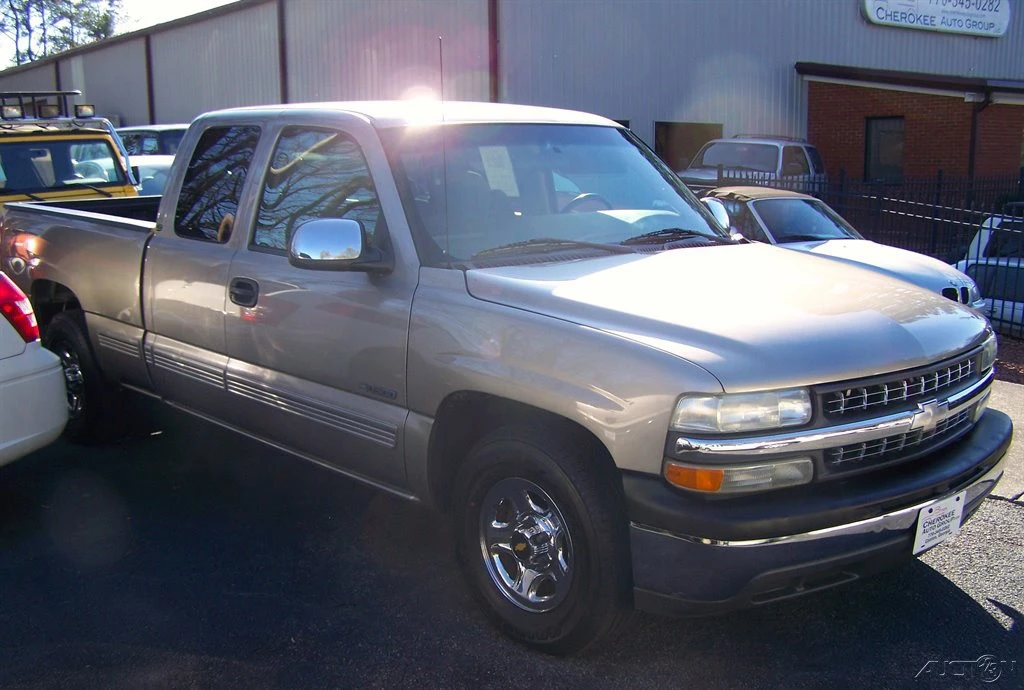 2002 Chevrolet Silverado 1st Gen - Image 3 of 21