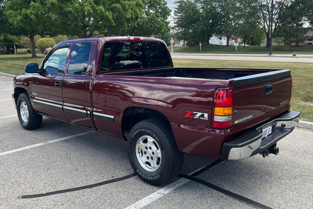 2002 Chevrolet Silverado 1st Gen - Image 3 of 31