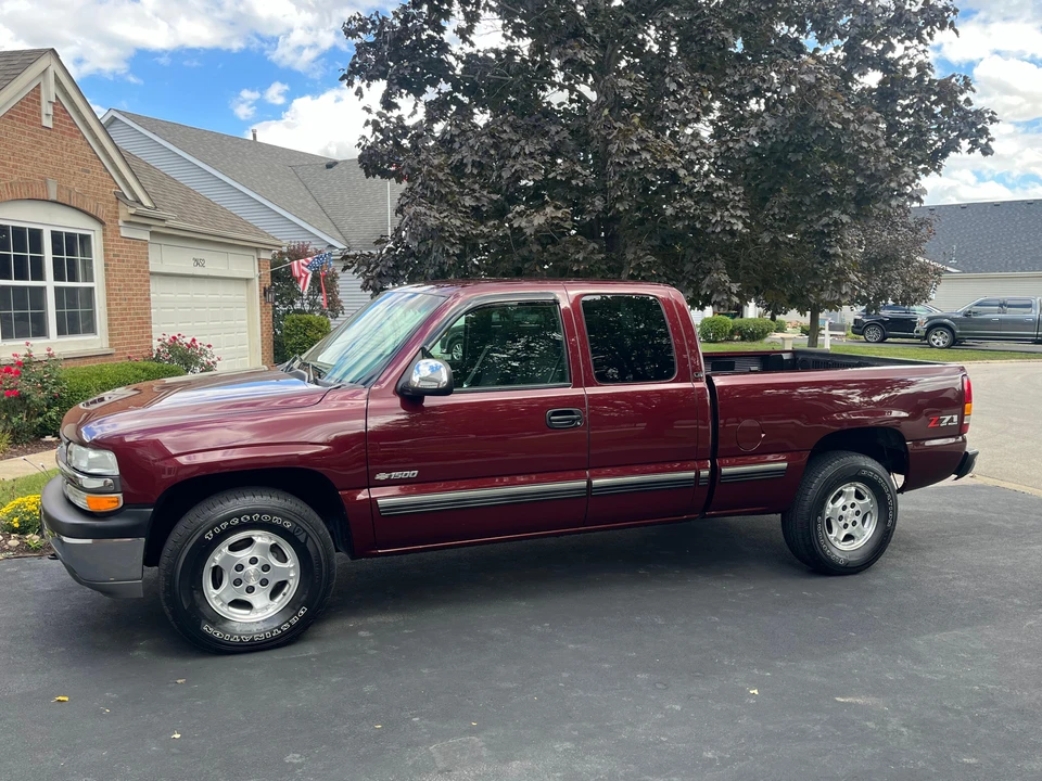 2002 Chevrolet Silverado 1st Gen - Image 10 of 31