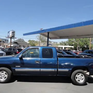 2002 Chevrolet Silverado 1500 LS
