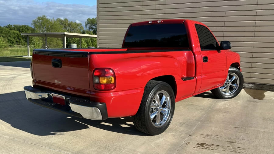 2002 Chevrolet Silverado 1st Gen - Image 2 of 22