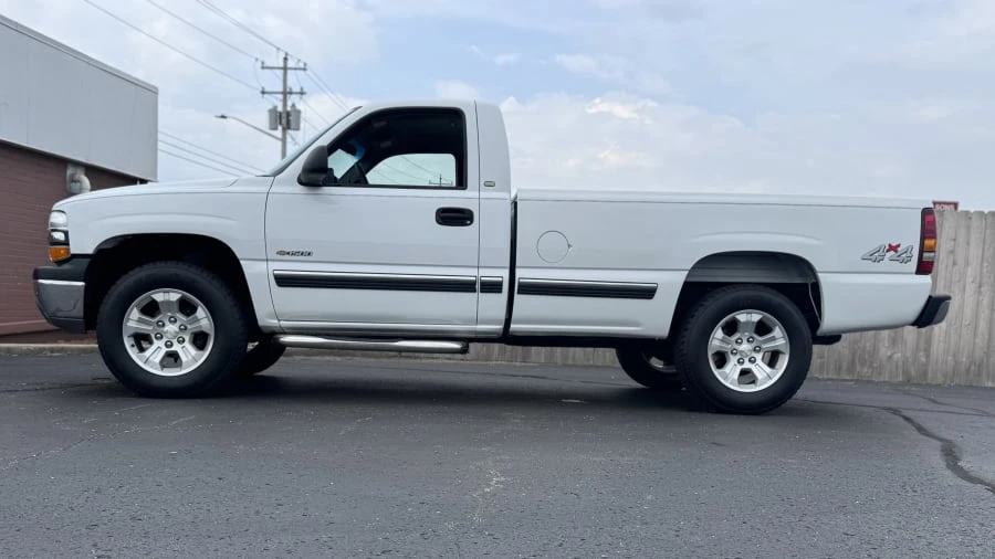 2002 Chevrolet Silverado 1st Gen - Image 2 of 6