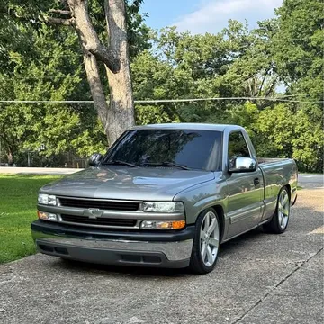 2002 Chevrolet Silverado 1500 Regular Cab LS Pickup 2D 6 1/2 ft