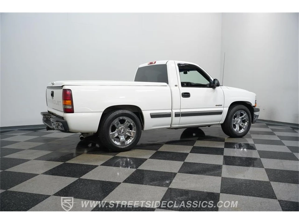 2002 Chevrolet Silverado 1st Gen - Image 11 of 31
