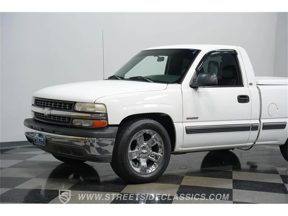 2002 Chevrolet Silverado 1st Gen - Image 16 of 31