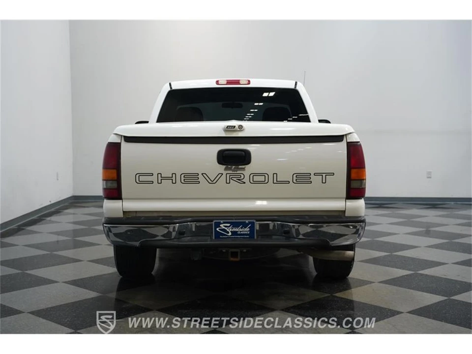 2002 Chevrolet Silverado 1st Gen - Image 8 of 31