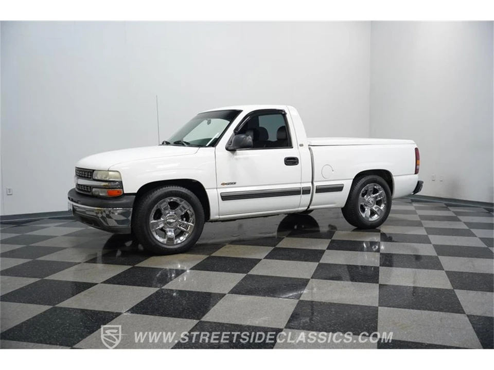 2002 Chevrolet Silverado 1st Gen - Image 4 of 31
